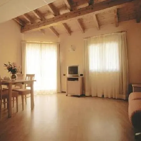 Bilocale 2-4 *